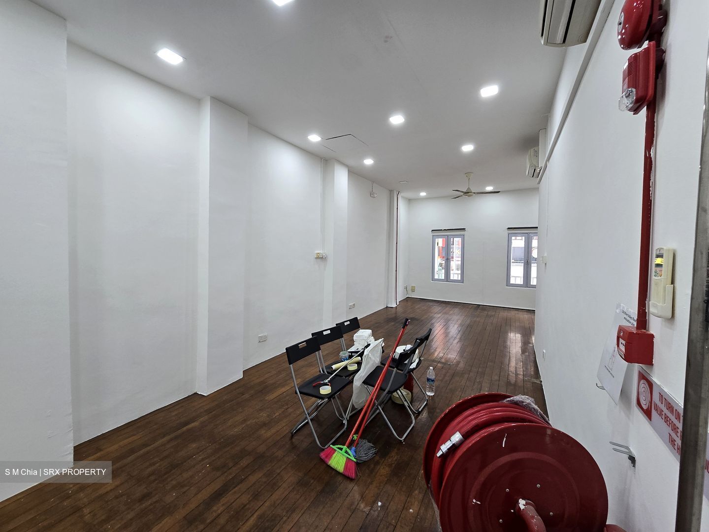 River Valley Road (D9), Office #480500941